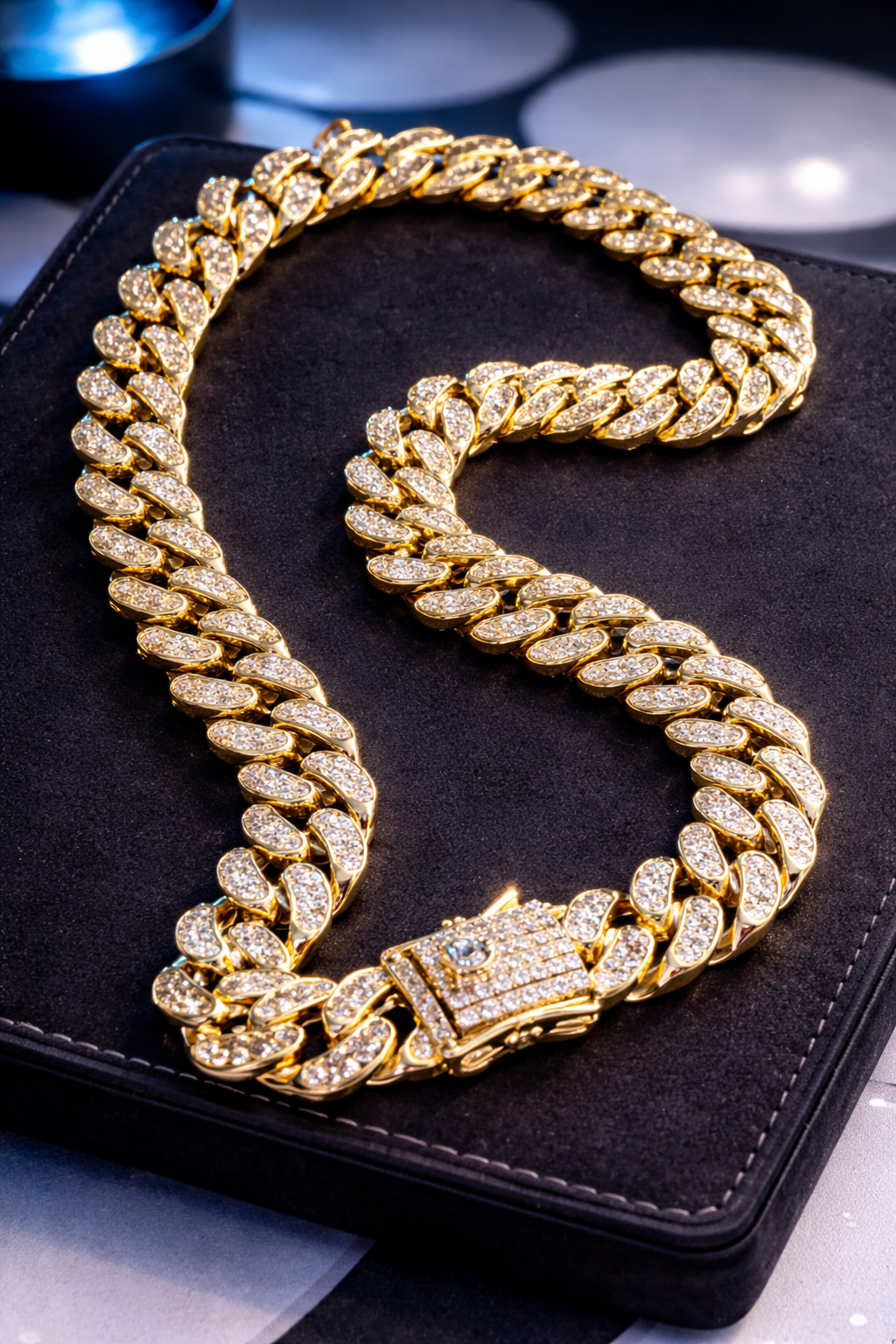LUXORIS Golden Empire Chain